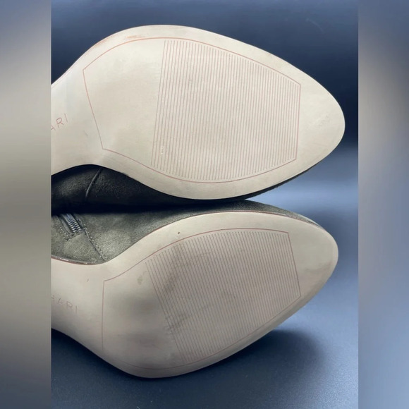 TAHARI Christy Studded Suede Bootie in Olive, 9.5, NWOT - Picture 6 of 16